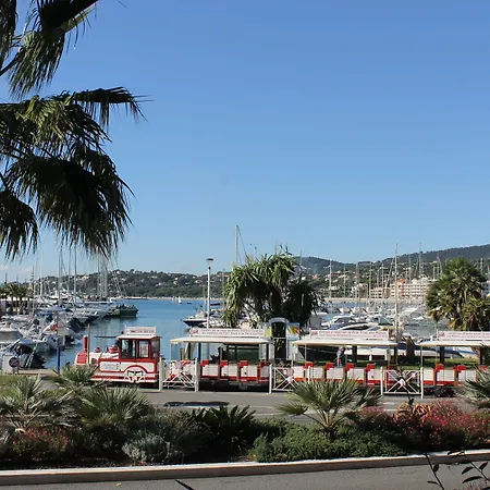 Hotel Les Palmiers 3*