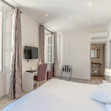 Les Palmiers סן-מקסים