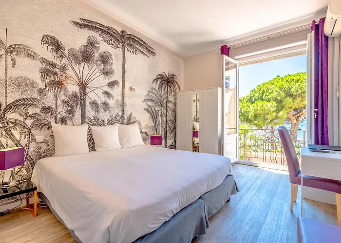 Hotel Les Palmiers 3*