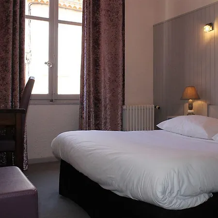 Les Palmiers 3* سانت ماكسيم