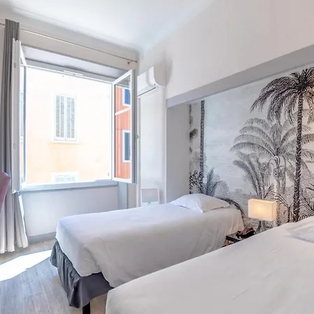 Les Palmiers 3* Sainte-Maxime