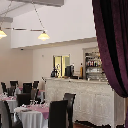 Les Palmiers 3* Sainte-Maxime