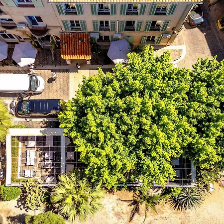 Les Palmiers Hotel 3*